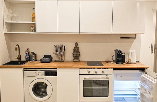 Obersendling Apartamento | Untergeschoss UG Schöne Neubau Wohnung
