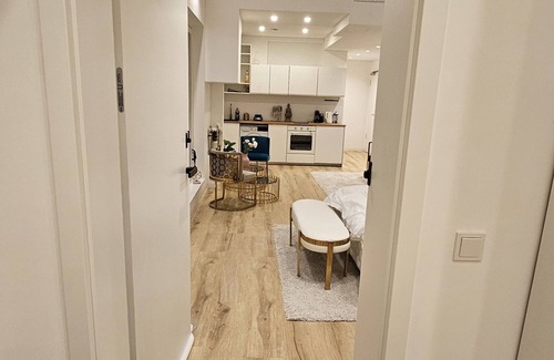 Obersendling Apartamento | Untergeschoss UG Schöne Neubau Wohnung