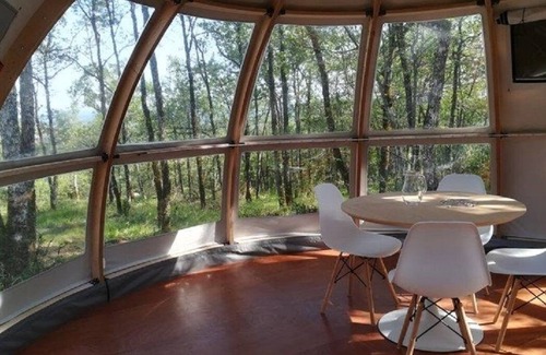 Saint-Cirq-Lapopie Chalet De Esquí | UNUSUAL PANORAMIC DOME 1