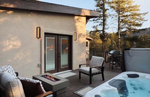 Cascade-Chipita Park Casa | Unwind and Rejuvenate: Discovering the Retreat at Rockies Ranch