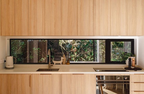 Wellington Casa | Unwind in an urban oasis w/sauna & garden views
