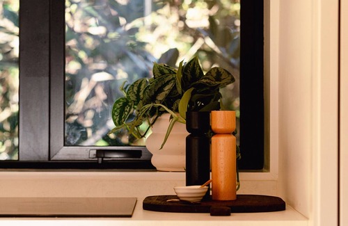 Wellington Casa | Unwind in an urban oasis w/sauna & garden views