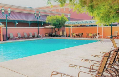Las Vegas Casa | Unwind in Elegance! Your Perfect Romantic Retreat