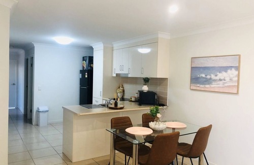 Bargara Condominio | Unwind in Style: Your Perfect Holiday Retreat in Bargara,