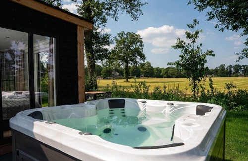 Municipality of Rijssen-Holten Casa | Unwind in your own sauna and jacuzzi!