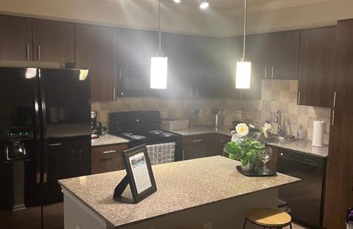 Lazybrook/Timbergrove Apartamento | Unwind oasis