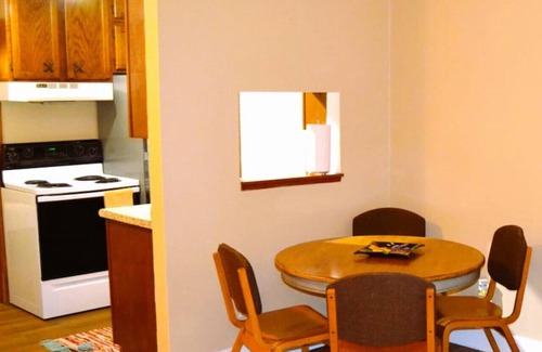 Grand Forks Apartamento | Oasis urbano en Grand Forks por VRBO