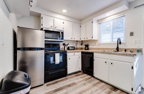 College Hill Apartamento | Condo ( # 1) - Retreat near UO, Autzen Stadium, Amazon Park
