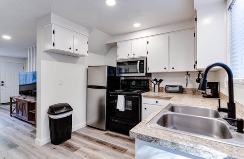 College Hill Apartamento | Condo ( # 1) - Retreat near UO, Autzen Stadium, Amazon Park