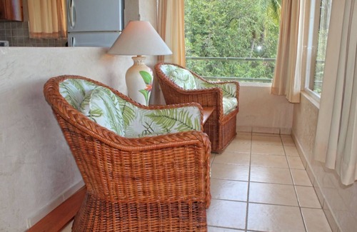 Dominical Apartamento | Up Close Ocean View W / Pool-Beach 600 pies de distancia-2nd Flr Estudio