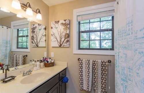 Pegram Casa | ARRIBA EN LOS TREETOPS ... Cerca de NASHVILLE