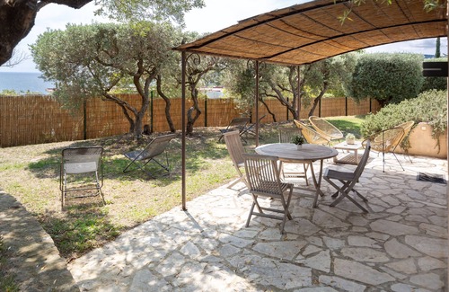 Cassis Villa | Up The Hill: frente al mar bajo los olivos
