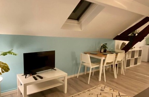 Nevers Apartamento | Up there!