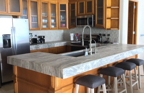 Las Conchas Condominio | Up to 11 guests - Tessoro at Las Conchas 1201