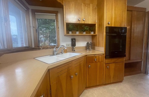 La Crosse Casa | 1950s Charm 3BR | Walk to UW-La Crosse