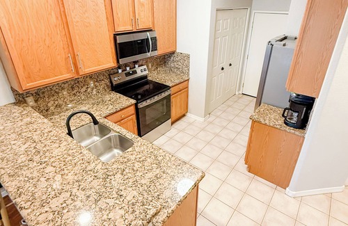 Superstition Lakes Condominio | Updated 2 bedroom 2 bathroom condo - Golf Course View - Excellent Location
