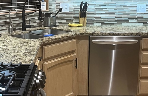 Palm Valley Casa | Updated 2024 home in Beautiful Pebble Creek AZ w/world class golf and amenities