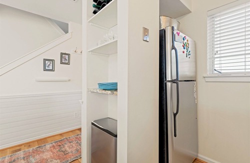 Manteo Condominio | Updated Buccaneer Village 526 | Pet Friendly | Canal Front