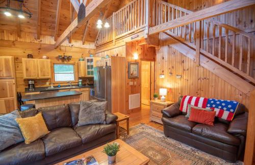 West Jefferson Casa | Updated Cabin Mins from Downtown West Jefferson- Hot Tub, Porches, Dogs OK