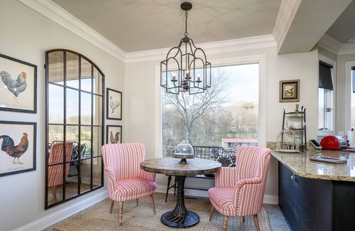 Thompson's Station Casa | Updated Cape Cod home on 10 acres, near Pilgrimage Music & Cultural Festival