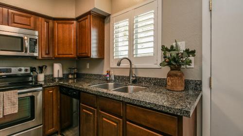 South Scottsdale Casa | Updated Condo in A Old Town Scottsdale Location