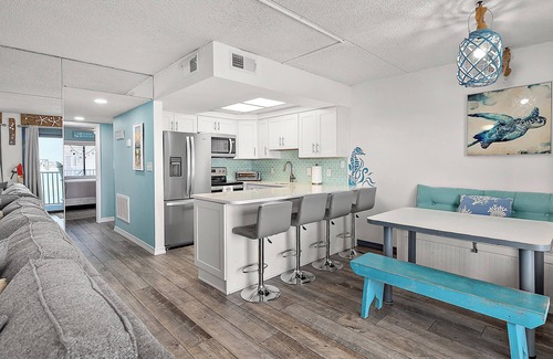 Ocean City Condominio | Direct Bay Front w / Open Bay Views & Sunsets, Pool & 3 Blocks to Beach / Boardwalk!