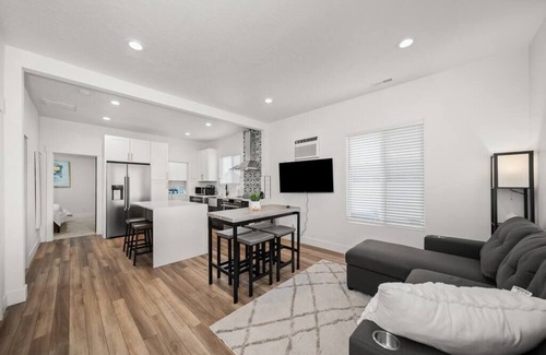 Spokane Casa | Updated Family Friendly Hillyard Gem NEW HOT TUB!