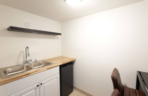 Townsend Hotel | Updated Family Getaway Suite