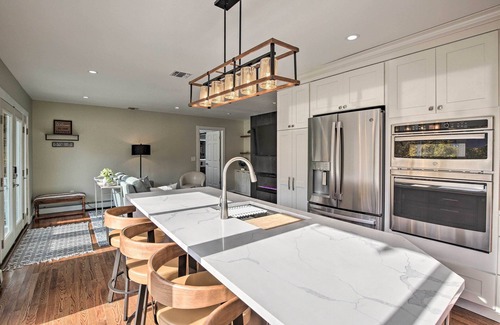 Stony Point Casa | Updated Getaway w/ Pool & Hot Tub on < 3 Acres!