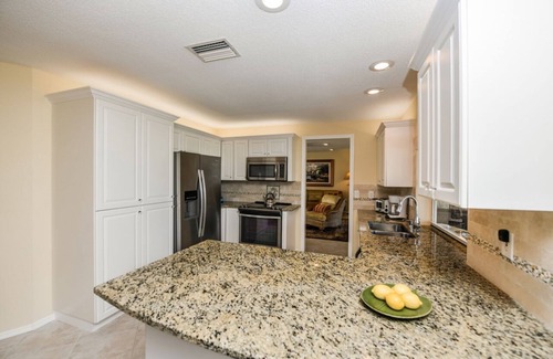 Longboat Key Casa | PARAÍSO ENCONTRADO * PACÍFICO Y ELEGANTE ACTUALIZADO * CANAL HOME * PASEO A LA PLAYA * BICICLETAS NUEVAS