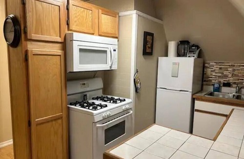 Morgantown Apartamento | Updated historic South Park apt!
