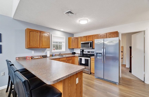 Thornhurst Casa | Updated!! Lake House W/ Hot Tub, Game Room, & Firepit In Arrowhead Lake