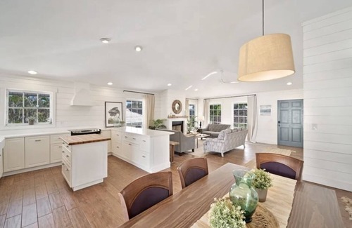 Sanibel Casa | UPDATED, QUIET WEST END, 250 YARDS TO BEACH.