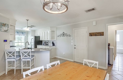 Flowood Casa | Updated Retreat w/ Outdoor Space in Flowood!