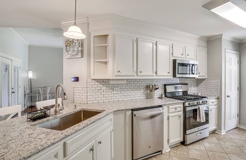 Flowood Casa | Updated Retreat w/ Outdoor Space in Flowood!