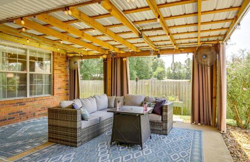 Flowood Casa | Updated Retreat with Outdoor Space in Flowood!