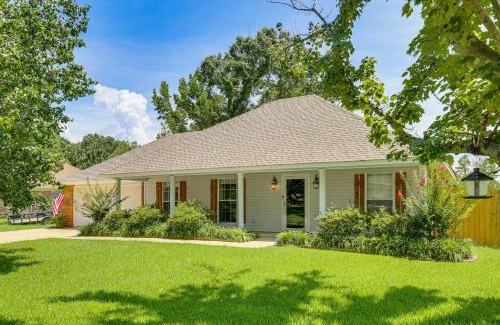 Flowood Casa | Updated Retreat with Outdoor Space in Flowood!