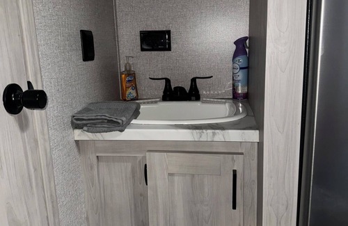 Holly Beach Casa | Updated RV with AC in charming Holly Beach, LA steps from the beach