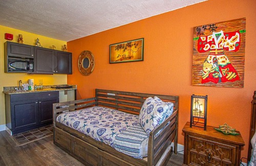 Myrtle Beach Apartamento | Updated South Asian Inspired Ocean View Condo Landmark Resort 811