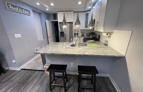 Point Breeze Casa | Updated South Philly Home - Central to the city and Stadiums