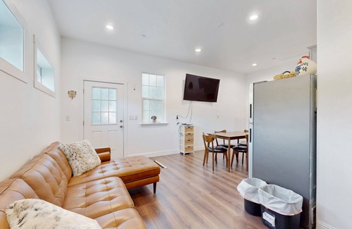Novato Casa | Updated Spanish-Style Home w/Private Entrance, Close To Golf, Shopping, & Hiking