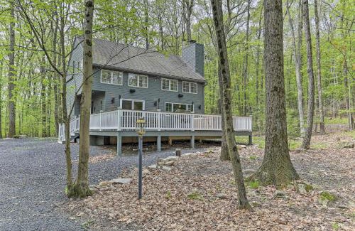 Reeders Casa | Updated Stroudsburg Home with Spacious Deck!