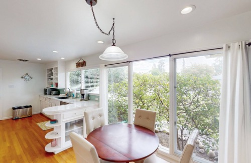 Junior College Neighborhood Association Casa | Updated & Sunny Sonoma 1950s Ranch Near Santa Rosa & Wineries