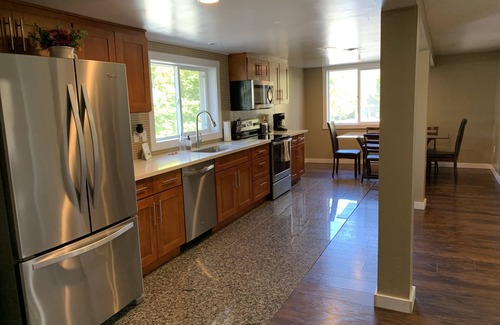 Kellogg Casa | Updated Uptown Property. Inside Bilke Storage!