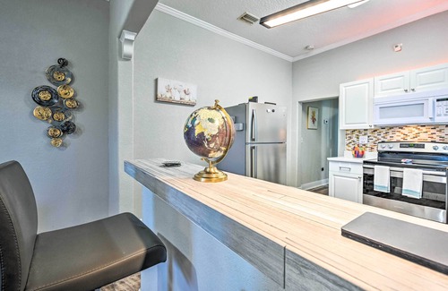Ybor City Apartamento | Updated Ybor City Duplex ~ 1/2 Mi to Seventh Ave!