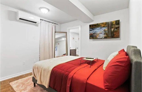 Spruce Hill Casa | UPenn campus/sleeps10/walk to hup/chop