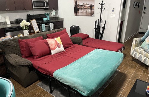 Spruce Hill Casa | UPenn campus/sleeps10/walk to hup/chop
