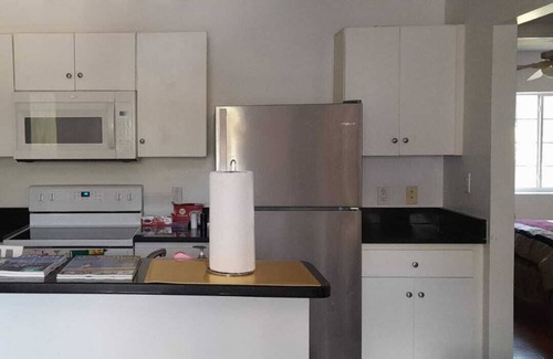 Bouvet Island Apartamento | Upgraded 2 Bedrooms Apartment, Near Amenities