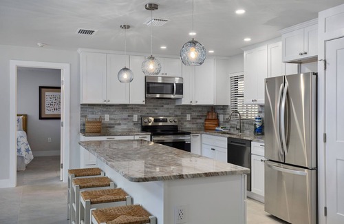 Sanibel Condominio | Upgraded Ground Floor Residence at Blind Pass