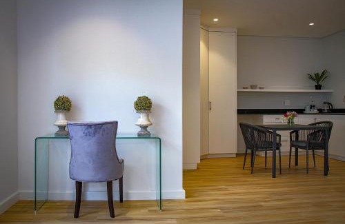 Stellenbosch Casa | Upmarket Room